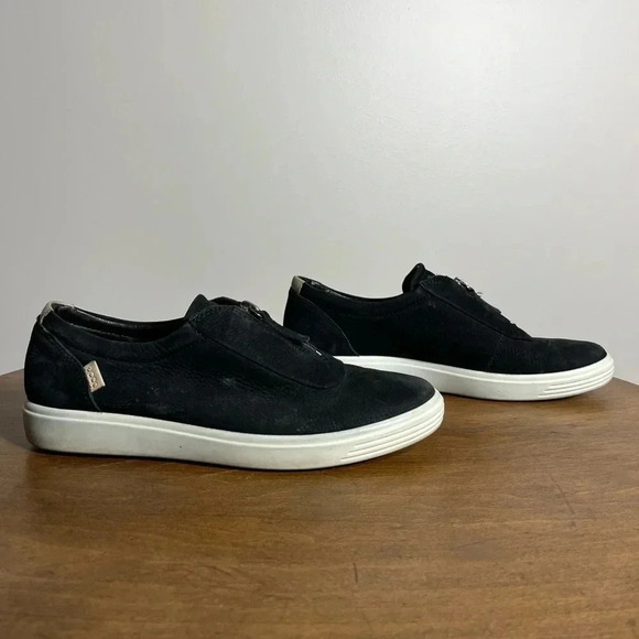 Ecco Black Suede Zip Top Shoes W 40 - Picture 1 of 5
